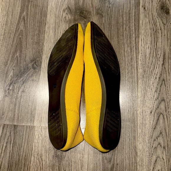 Rothy’s Yellow The Point Size 8 - Picture 4 of 4